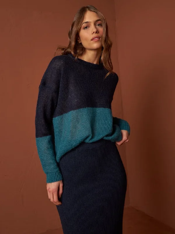 Indi & Cold Two Tone Sweater in Navy