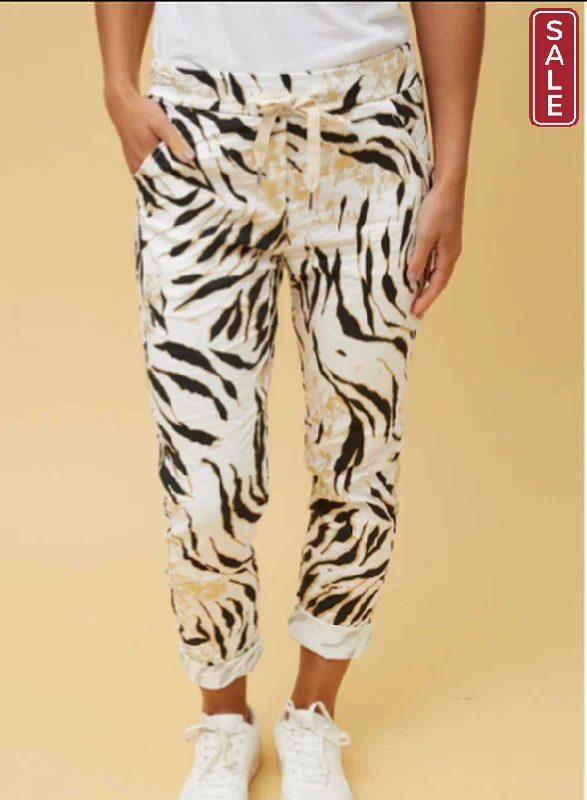 Ckm Crop animal pants