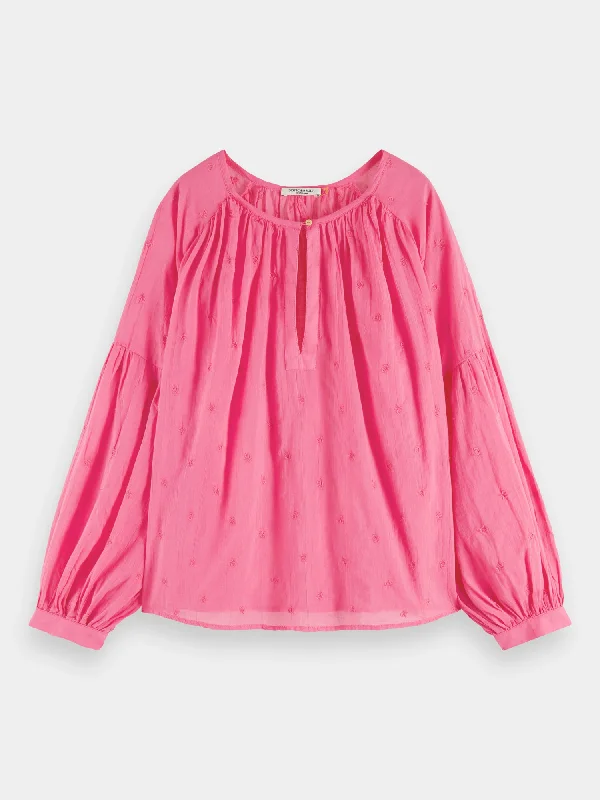 Voluminous popover top with allover embroidery